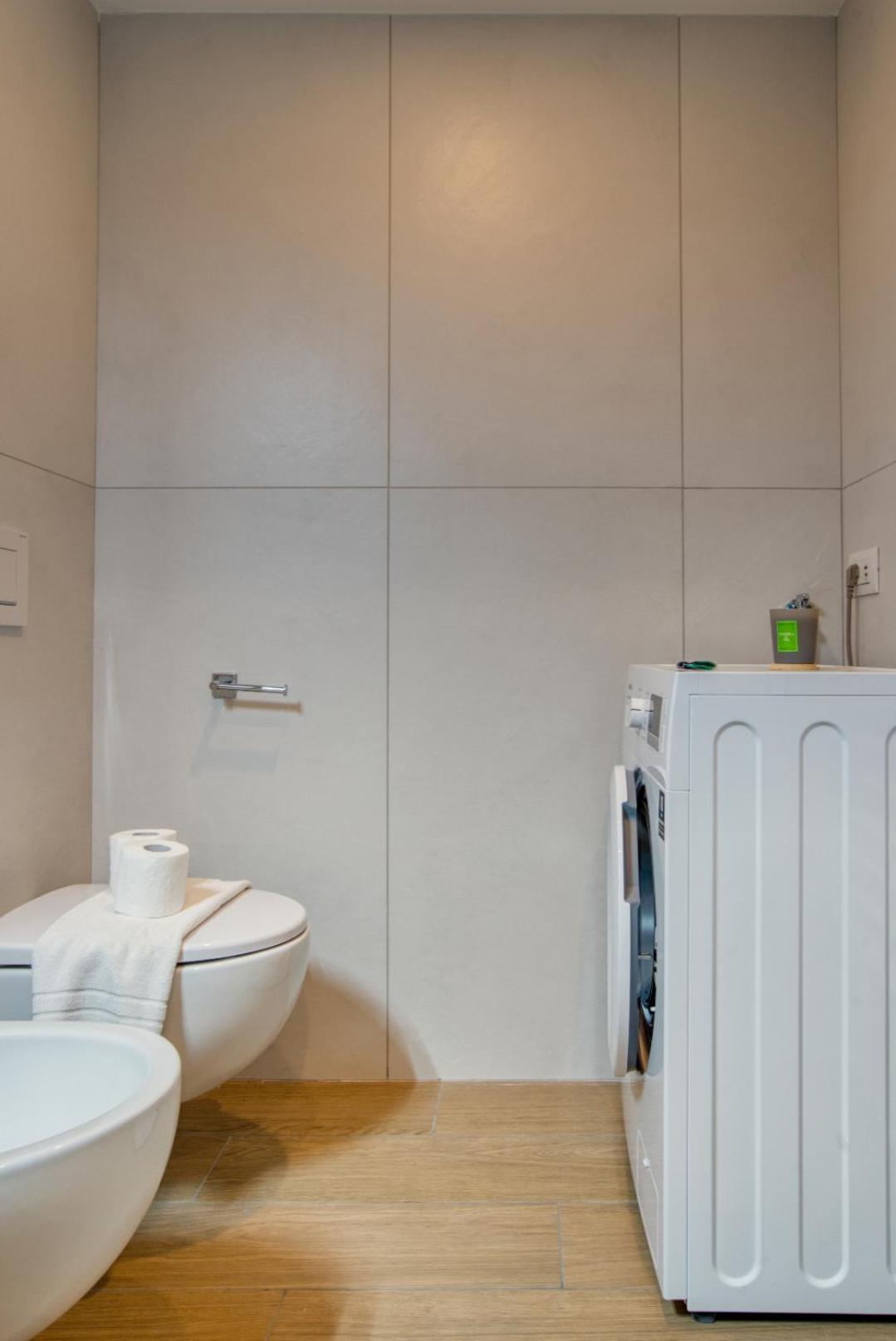 Apartment Caseospitali - Frattiniflats15, Nuovo Bilocale Di Design Per 4 In Prestigioso Quartiere Mailand